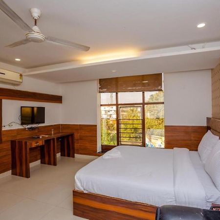 Hotel Doon Dehradun Extérieur photo