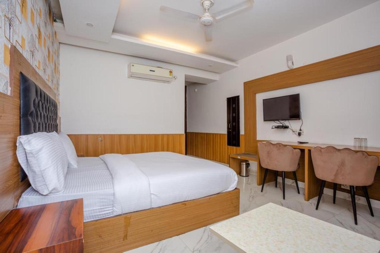 Hotel Doon Dehradun Extérieur photo